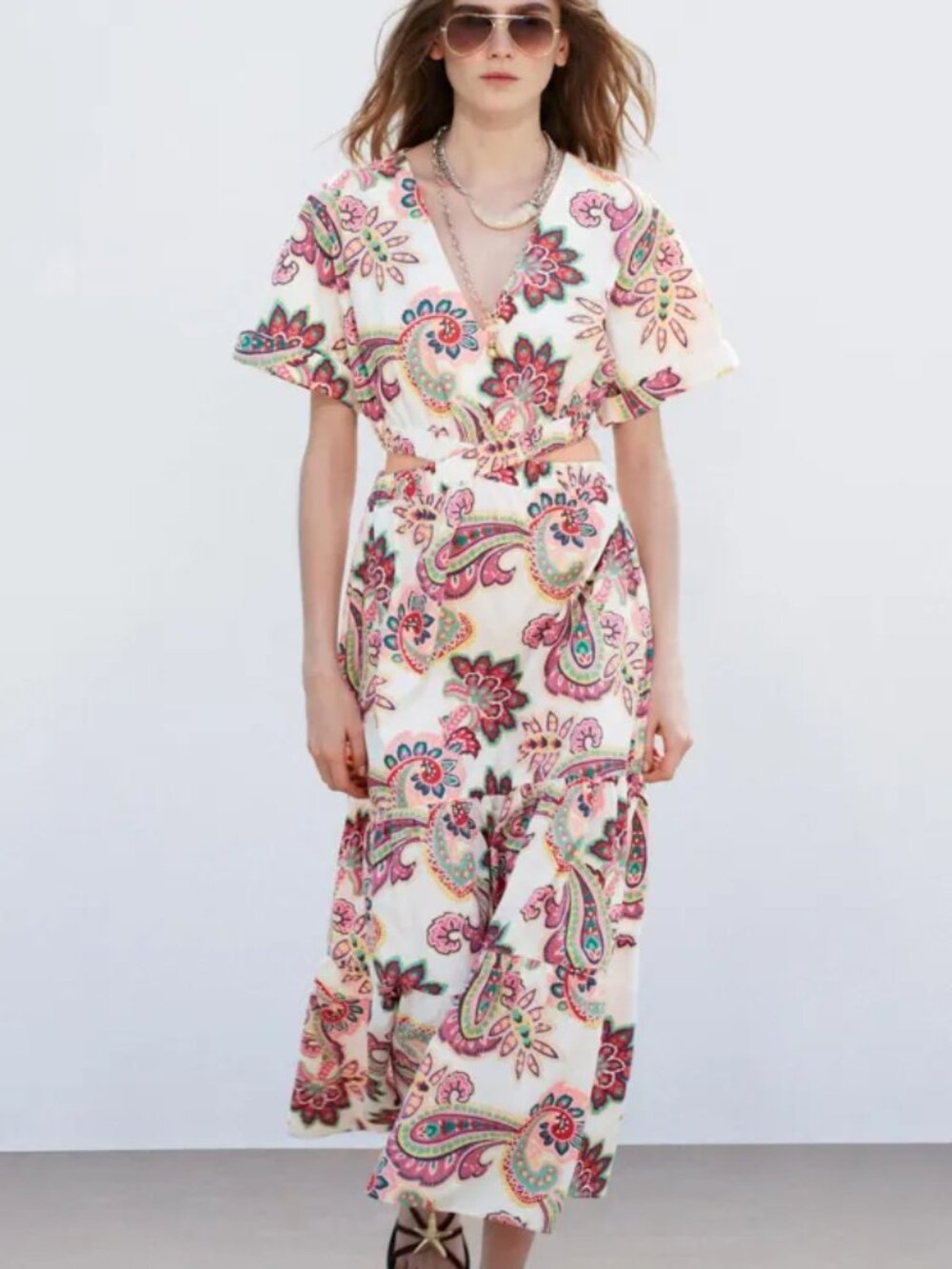 ZARA Printed Poplin Dress With a Cutout Size M BRAND NEW!